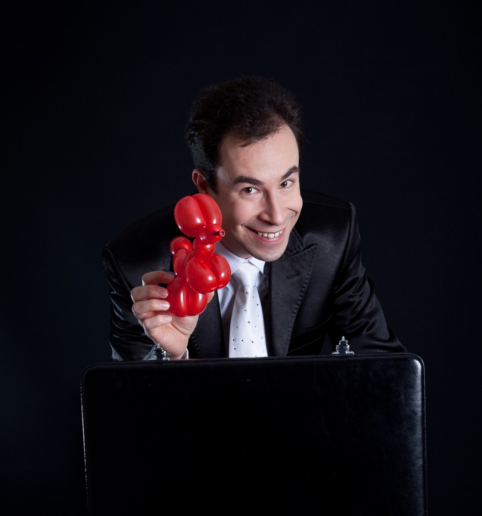 steven-ballon-2-957×1024