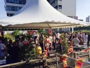 COLLABORATEURS ET CLIENTS ONT ETE INVITES POUR UNE SOIRÉE CONVIVIALE
