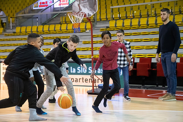 FÊTE DE NOEL DES FAMILLES A LA SIG BASKET – STRASBOURG